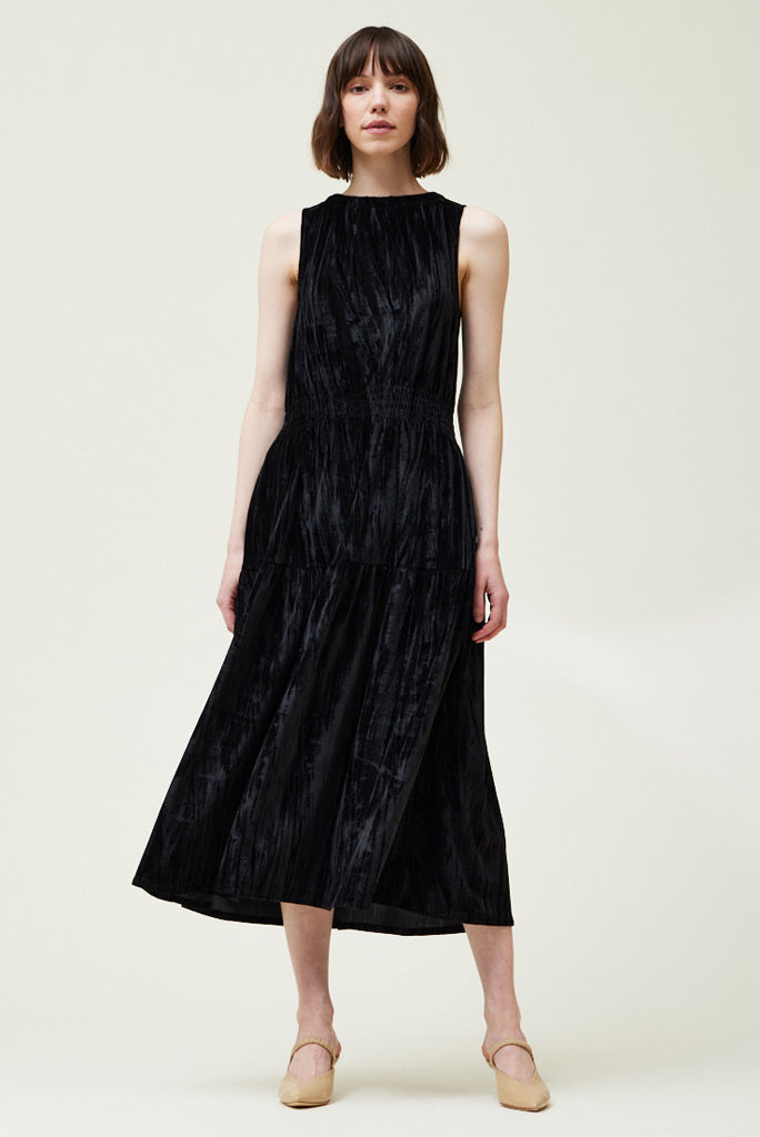 GRADE AND GATHER VELVET SLEEVELESS MIDI DRESS