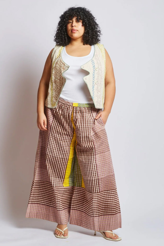 RUJUTA SHETH AUSTIN PANT